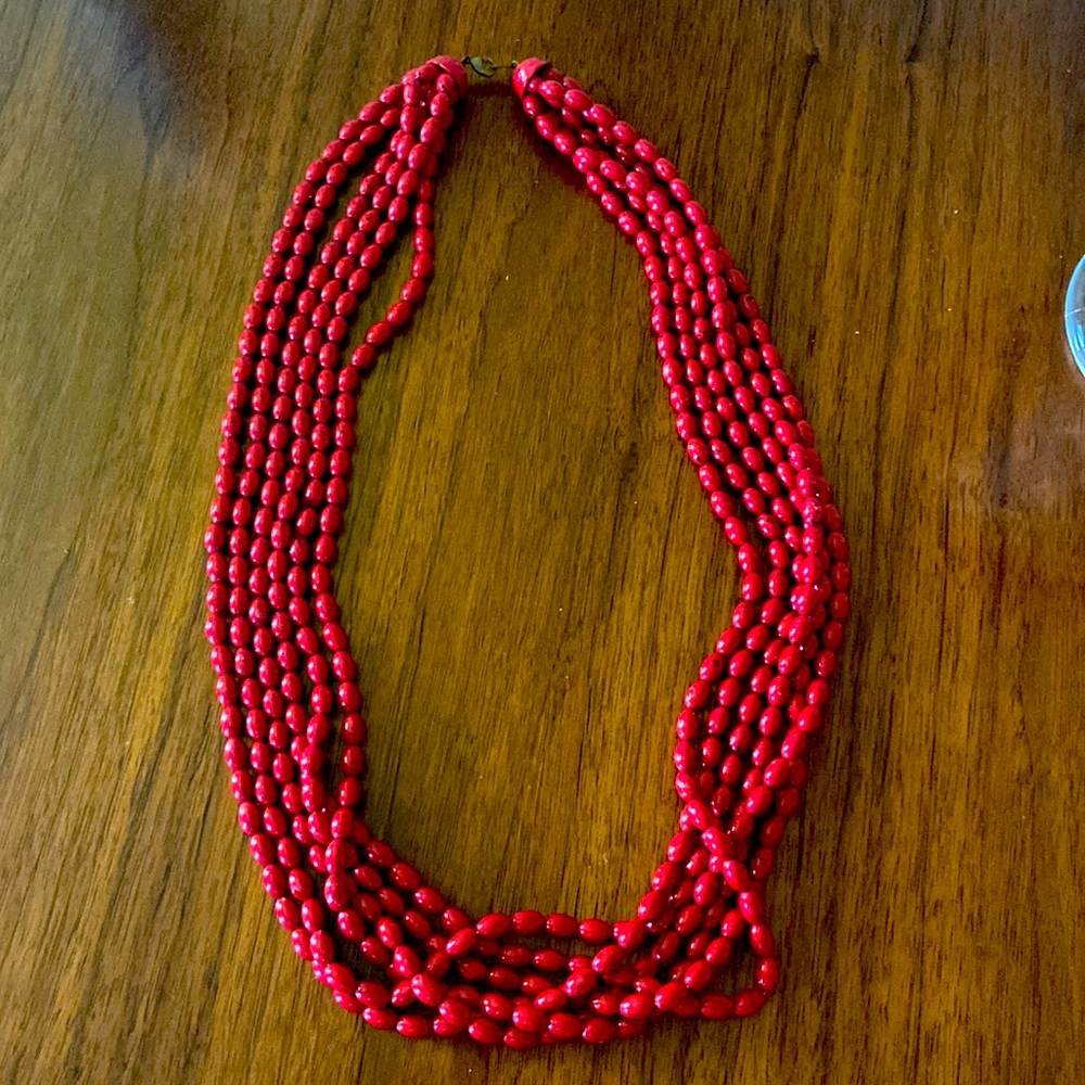 Ladies multi red beaded necklace